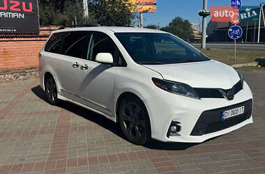 Ціни Toyota Sienna Бензин