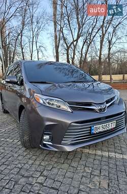 Ціни Toyota Sienna Бензин