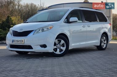 Цены Toyota Sienna Бензин