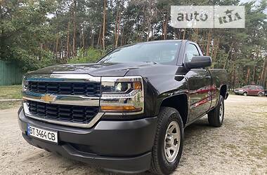 Ціни Chevrolet Silverado Бензин