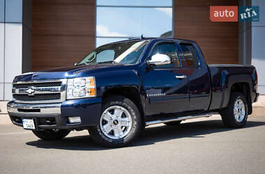 Ціни Chevrolet Silverado Бензин