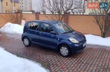 Ціни Daihatsu Sirion Бензин