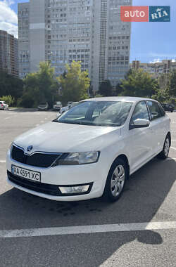 Цены Skoda Spaceback Бензин