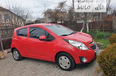 Ціни Chevrolet Spark Бензин