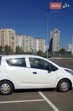 Ціни Chevrolet Spark Бензин