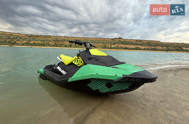 Ціни BRP Spark Бензин