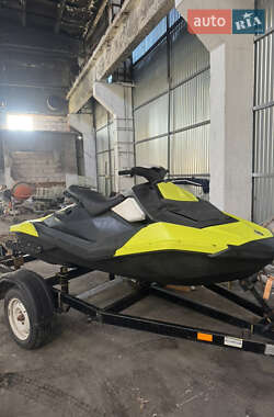 Цены BRP Spark Бензин