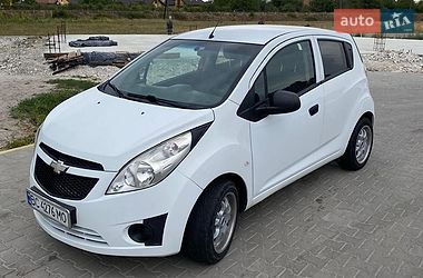 Ціни Chevrolet Spark Бензин