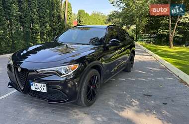 Ціни Alfa Romeo Stelvio Бензин