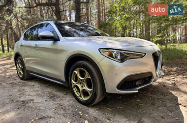 Цены Alfa Romeo Stelvio Бензин