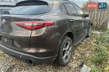 Цены Alfa Romeo Stelvio Бензин