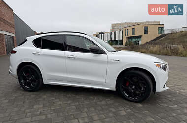 Цены Alfa Romeo Stelvio Бензин