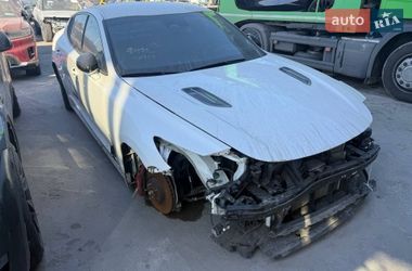 Ціни Kia Stinger Бензин