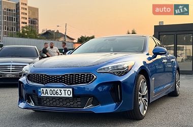 Ціни Kia Stinger Бензин