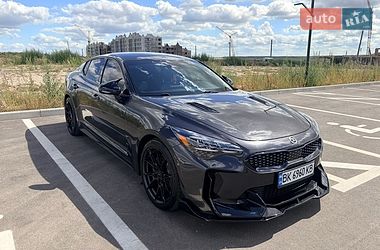 Ціни Kia Stinger Бензин