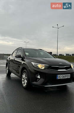 Цены Kia Stonic Бензин