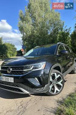Цены Volkswagen Taos Бензин