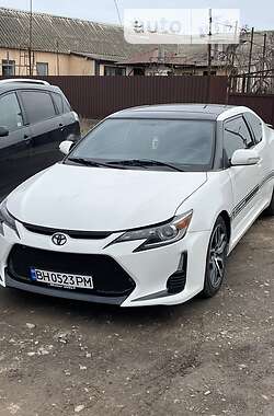 Цены Scion tC Бензин