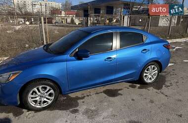 Ціни Scion tC Бензин