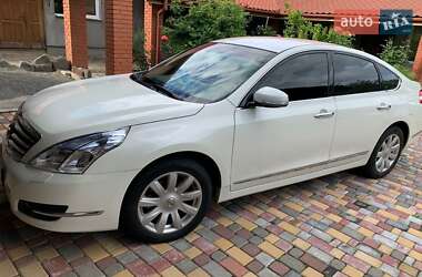 Ціни Nissan Teana Бензин