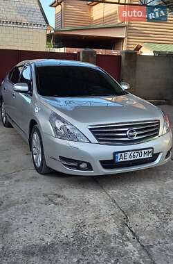 Ціни Nissan Teana Бензин