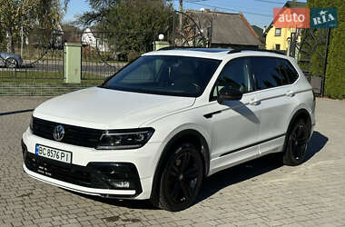 Цены Volkswagen Tiguan Allspace Бензин