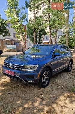 Цены Volkswagen Tiguan Allspace Бензин