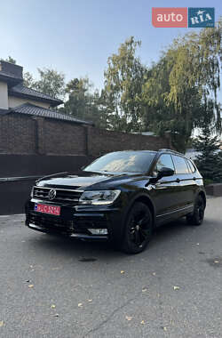 Цены Volkswagen Tiguan Allspace Бензин
