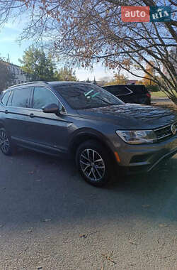 Ціни Volkswagen Tiguan Allspace Бензин