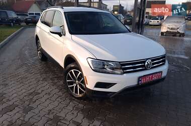 Цены Volkswagen Tiguan Allspace Бензин