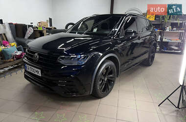 Цены Volkswagen Tiguan Allspace Бензин