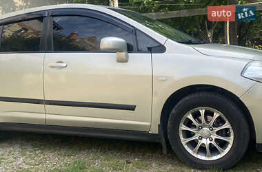 Цены Nissan TIIDA Бензин