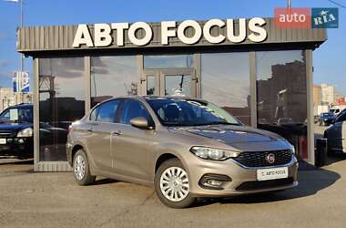 Ціни Fiat Tipo Бензин