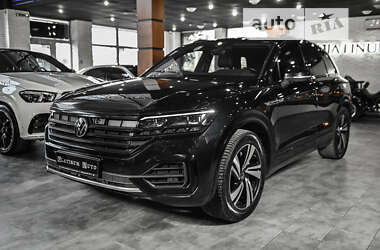 Цены Volkswagen Touareg Бензин