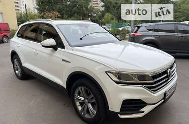 Ціни Volkswagen Touareg Бензин