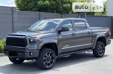 Цены Toyota Tundra Бензин