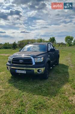 Ціни Toyota Tundra Бензин