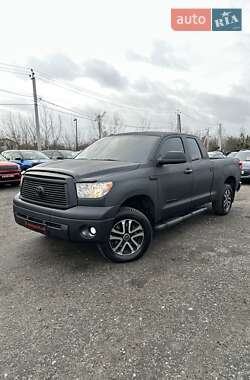Ціни Toyota Tundra Бензин