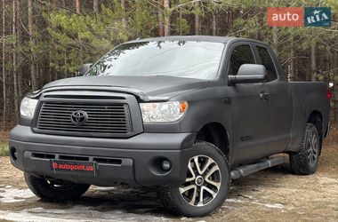 Ціни Toyota Tundra Бензин