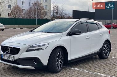 Цены Volvo V40 Cross Country Бензин