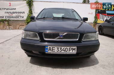 Ціни Volvo V40 Бензин