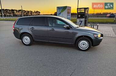 Ціни Volvo V50 Бензин