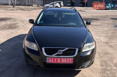 Ціни Volvo V50 Бензин