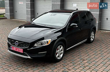 Ціни Volvo V60 Cross Country Бензин