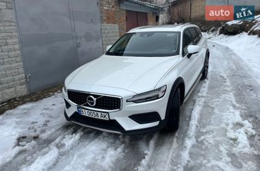 Цены Volvo V60 Cross Country Бензин