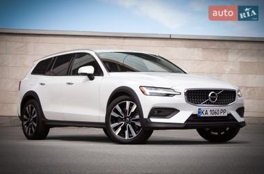 Цены Volvo V60 Cross Country Бензин