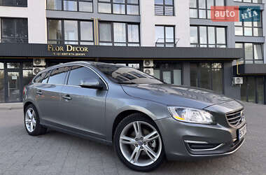 Ціни Volvo V60 Бензин