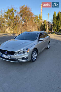 Цены Volvo V60 Бензин