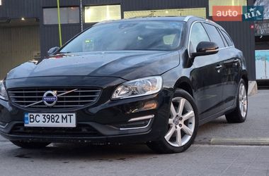 Ціни Volvo V60 Бензин