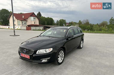 Ціни Volvo V70 Бензин